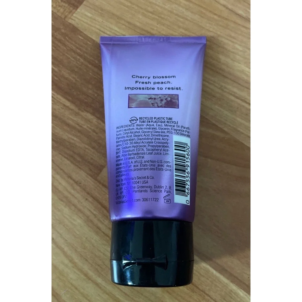 Victoria’s Secret‎ Love Spell Fragrance Lotion